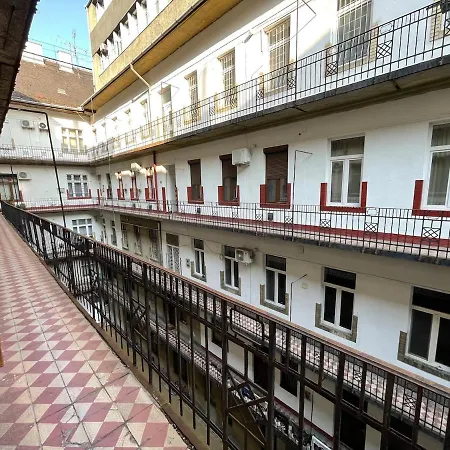 Daire Buda Mezzaninni Bless Budapeşte
